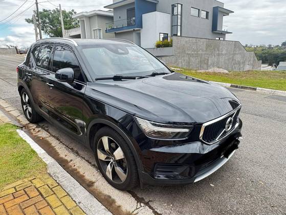 VOLVO XC40 2.0 T4 GASOLINA MOMENTUM GEARTRONIC VOLVO XC40 2.0 T4 GASOLINA MOMENTUM GEARTRONIC